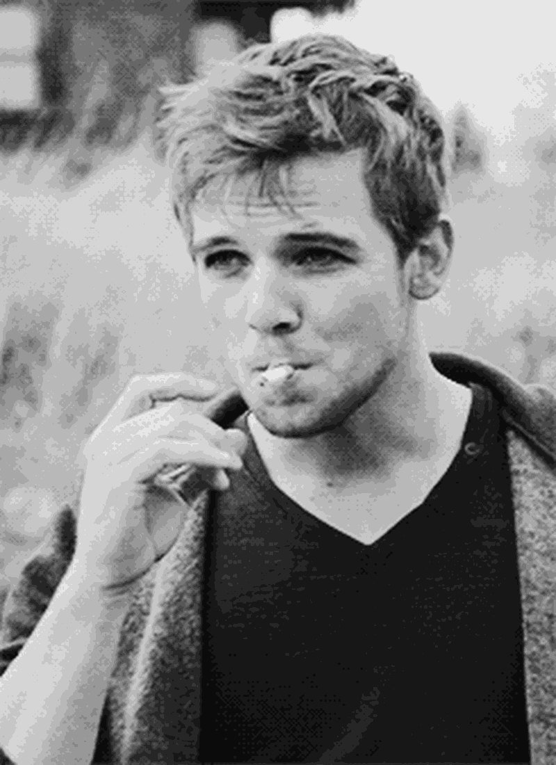 Max Thieriot - Foto 11