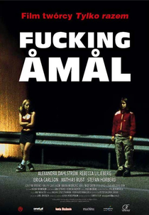 Amigas de Colégio (Fucking Amal)