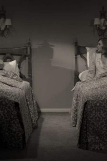 Poster de Episódio Don't Touch That Dial (2021)
