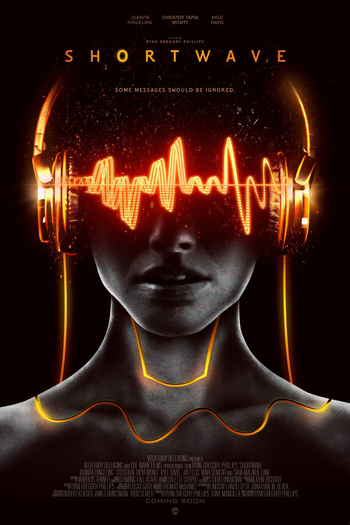  de Filme Shortwave (2016)
