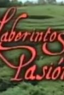 Laberintos de pasión - Poster / Capa / Cartaz - Oficial 1