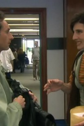 Poster de Episódio Caroline's First Day (2004)
