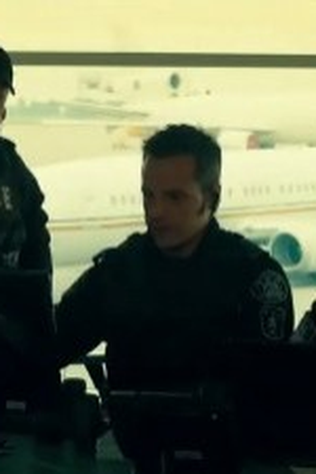 Poster de Episódio Grounded (2011)