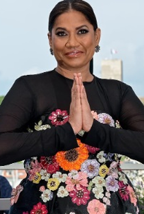 Chhaya Kadam - Poster 1