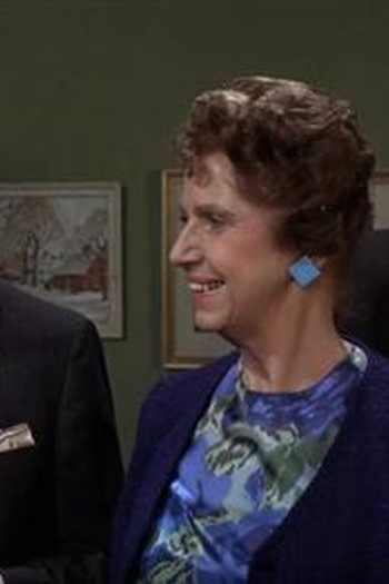 Poster de Episódio Aunt Bee's Crowning Glory (1966)