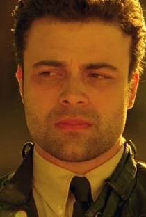 Max Arciniega - Poster 1