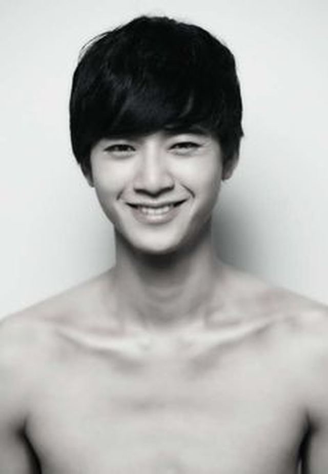 Rookie Actor Yoo Min Kyu Cast In Upcoming Drama To The