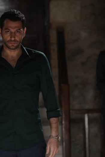 Poster de Episódio 3. Bölüm (2020)