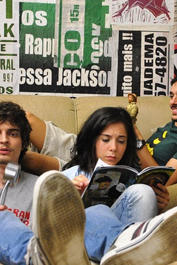  de Série Morando Sozinho (2ª Temporada) (2011)