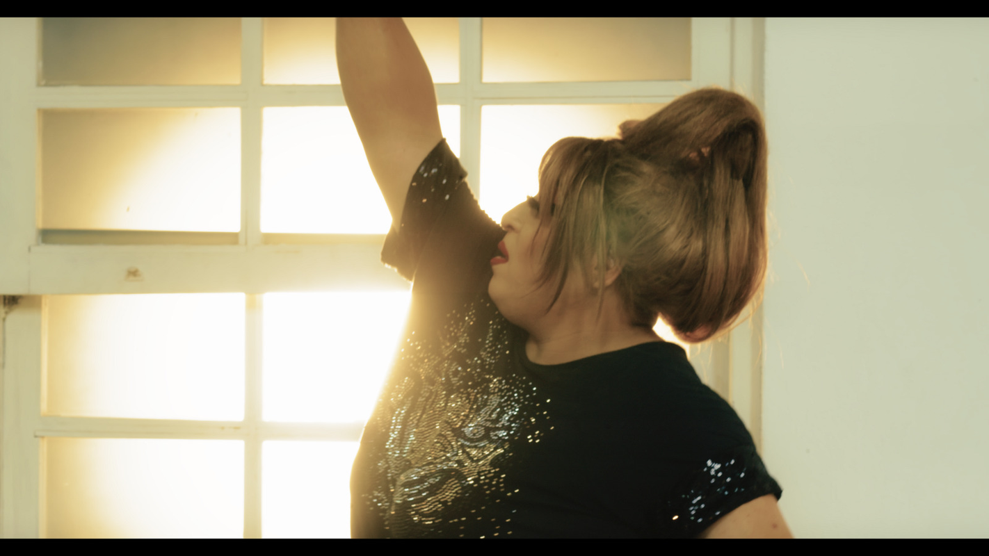Christinny Houston - Foto 1
