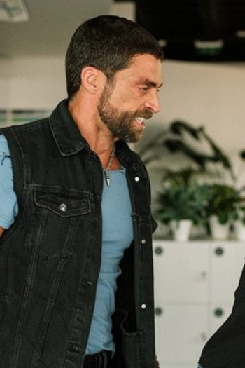 Poster de Episódio Episódio 13 (2021)
