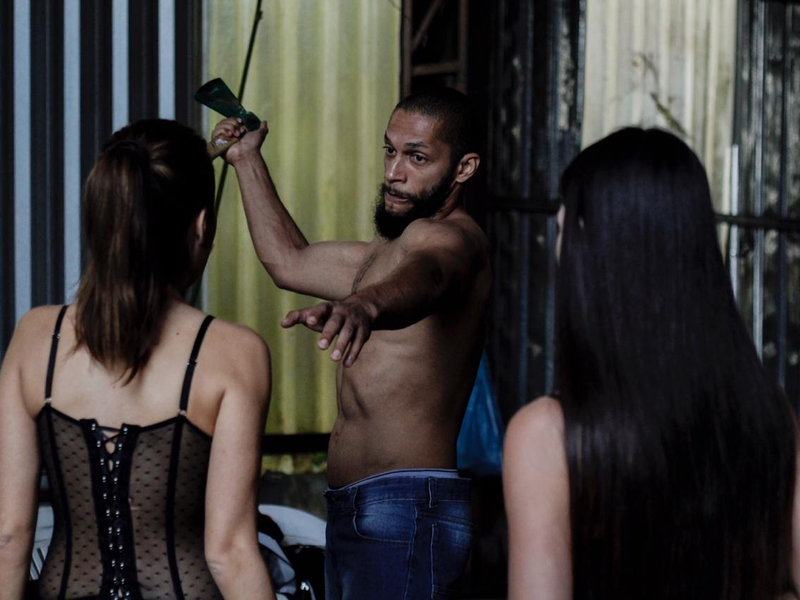 Foto 2 de Vermelho Profundo