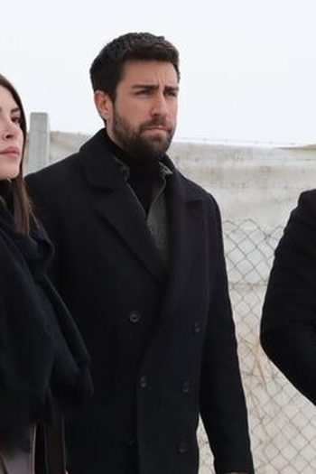 Poster de Episódio 2. Bölüm (2021)