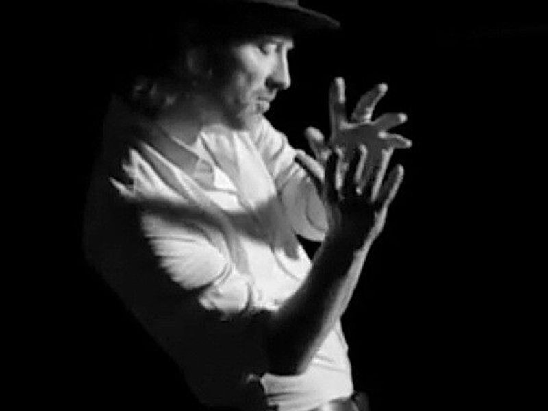 Foto 3 de Radiohead - Lotus Flower