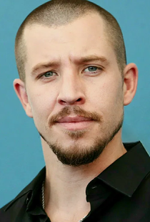 Beau Knapp - Poster 1