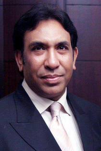 Nayyar Ejaz - Poster / Capa / Cartaz - Oficial 1