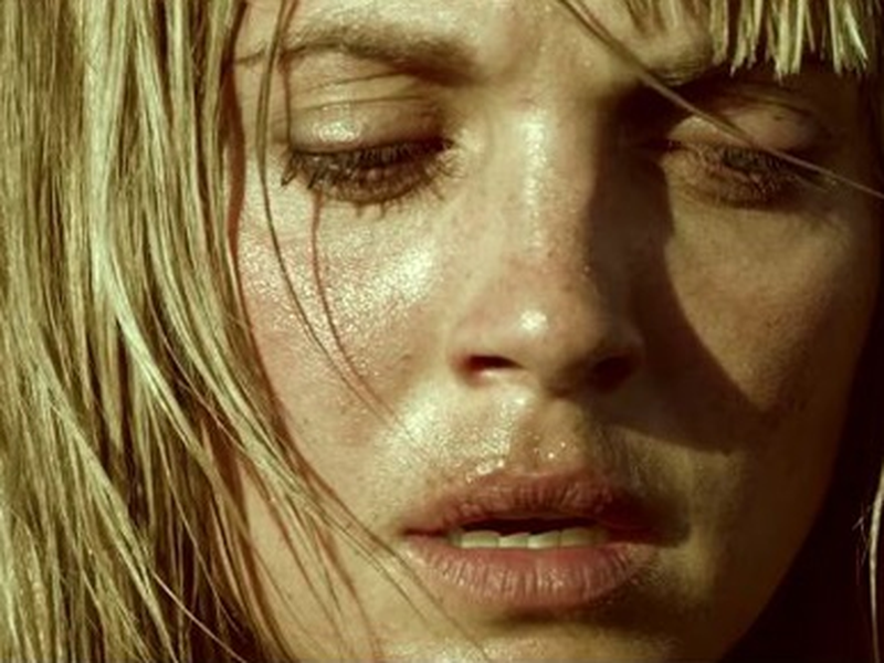 Foto 1 de Hunting Emma