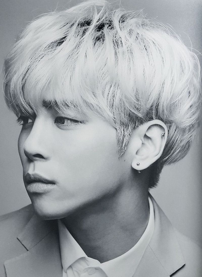 JongHyun - Foto 1