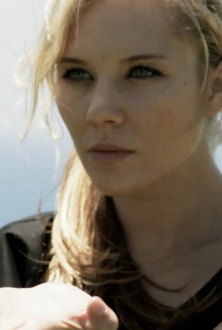 Poster 2 de Curta Clandestine: Enter The Lion (2012)