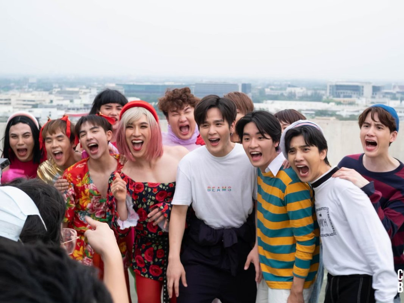 Foto 6 de YYY The Series