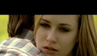 Green Day - Wake Me Up When September Ends [Official Music Video]