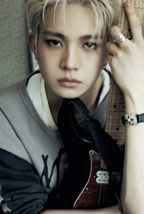 Lee Heeseung - Poster 1