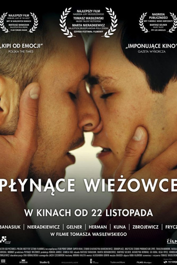  de Filme Arranha-Céus Flutuantes (2013)