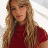 Hassie Harrison - Foto 1
