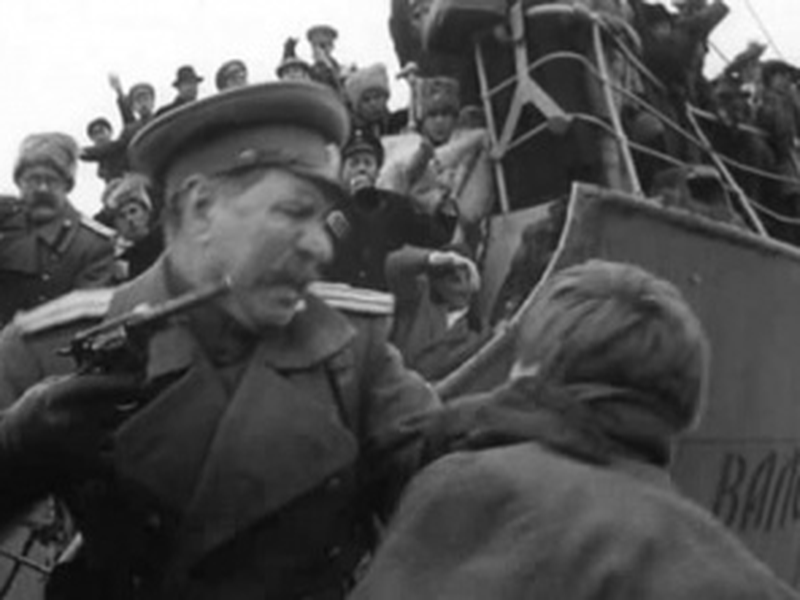 Foto 20 de Two comrades were serving