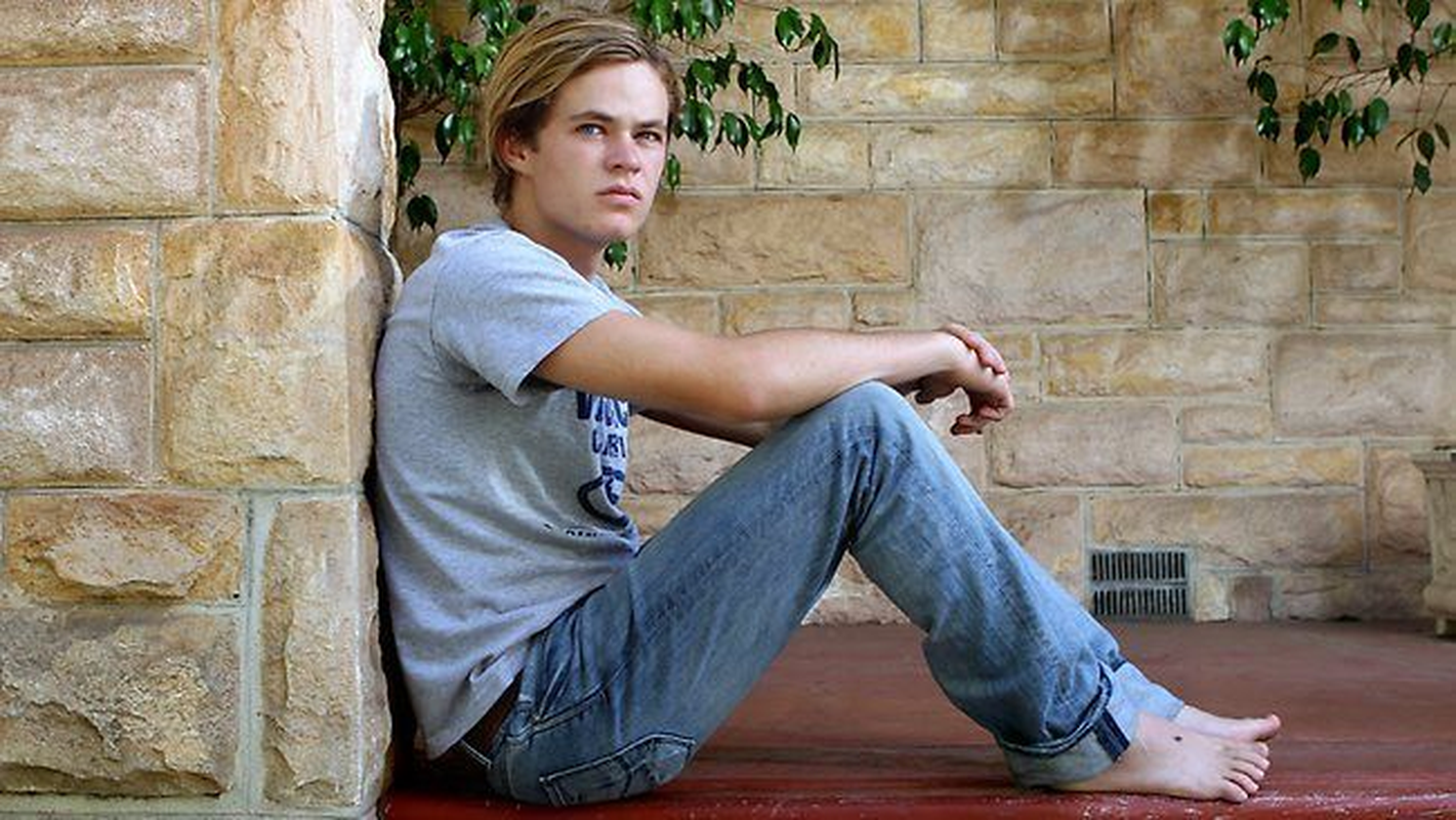 Harrison Gilbertson - Foto 1