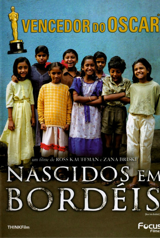 Poster 4 de Filme Nascidos em Bordéis (2004)