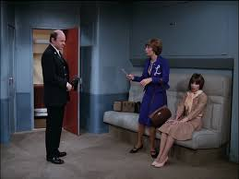 Foto 7 de Murder on the Moose Jaw Express by Laverne & Shirley