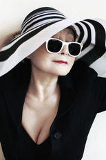 Yoko Ono