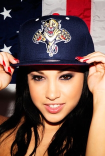 Abella Anderson (16 de Maio de 1988) | Artista | Filmow