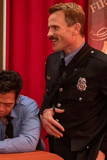 Poster de Episódio Firefighter's Ball (2) (2020)
