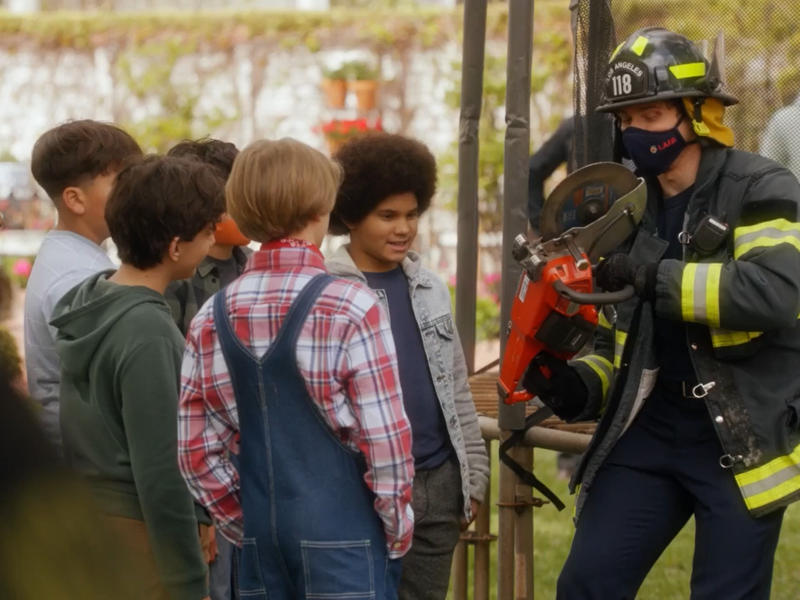 Foto 117 de 9-1-1 (4ª Temporada)