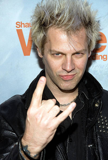 Spider One - Poster 7