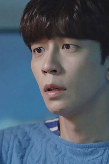 Poster de Episódio Episode 30 (2019)