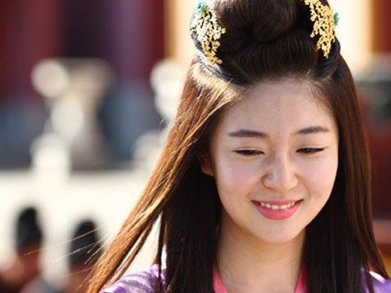 Foto 3 de Empress Ki