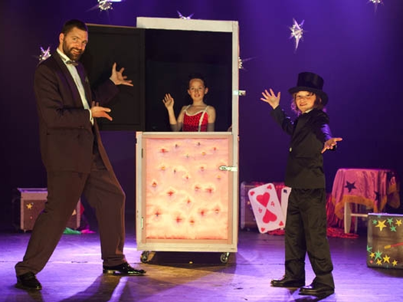 Foto 1 de Os Mágicos