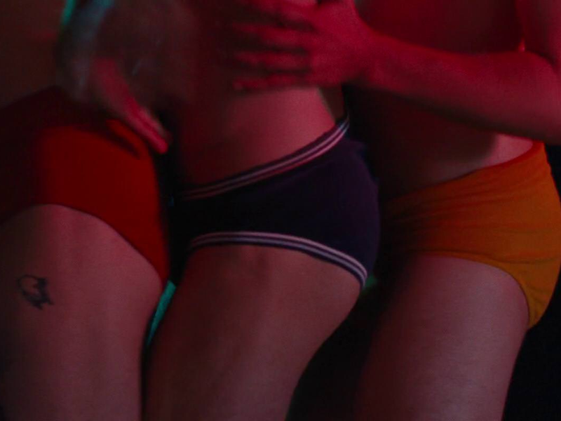 Foto 3 de Faca no Coração