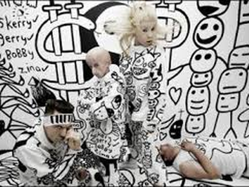 Foto 1 de Die Antwoord: Enter the Ninja