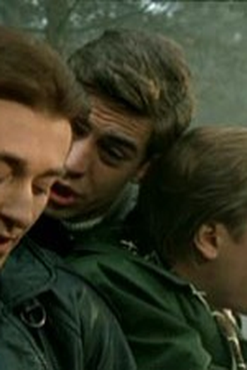 Poster de Episódio Серия 4 (2002)