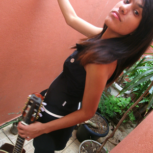 Foto de perfil de Mirella Rodrigues