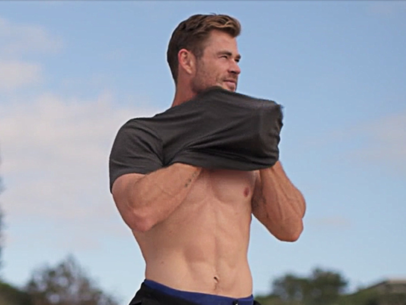 Foto 1 de Shark Beach with Chris Hemsworth