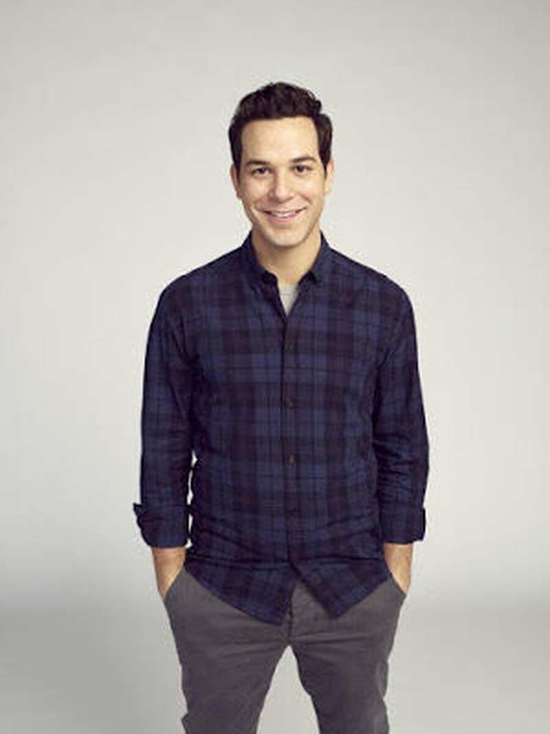 Skylar Astin - Foto 3