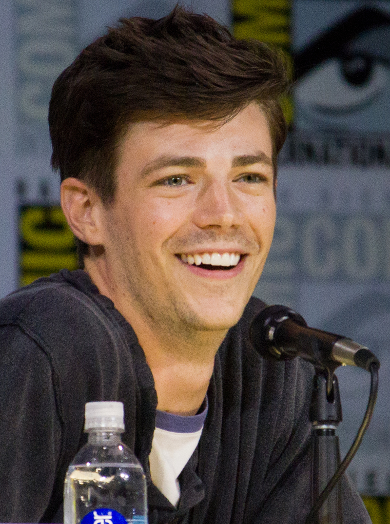 Grant Gustin - Foto 13