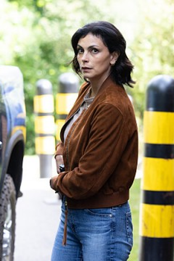 Poster de Episódio Expecting Trouble (2025)