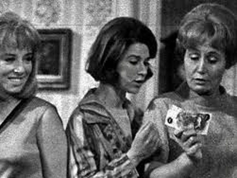 Foto 4 de Love from a Stranger