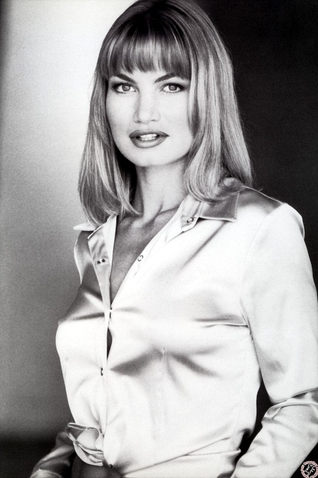Rena Riffel (5 de Março de 1969) | Artista | Filmow